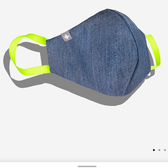 NWT FIGS MASK FIONx PROTECTIVE FACE MASK Covering - Picture 9 of 14